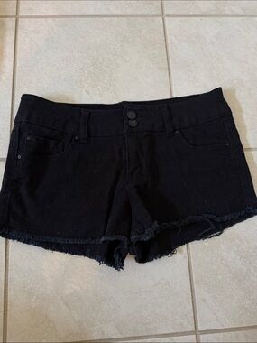 REFUGE Frayed Hem Denim Shorts Crisp Black